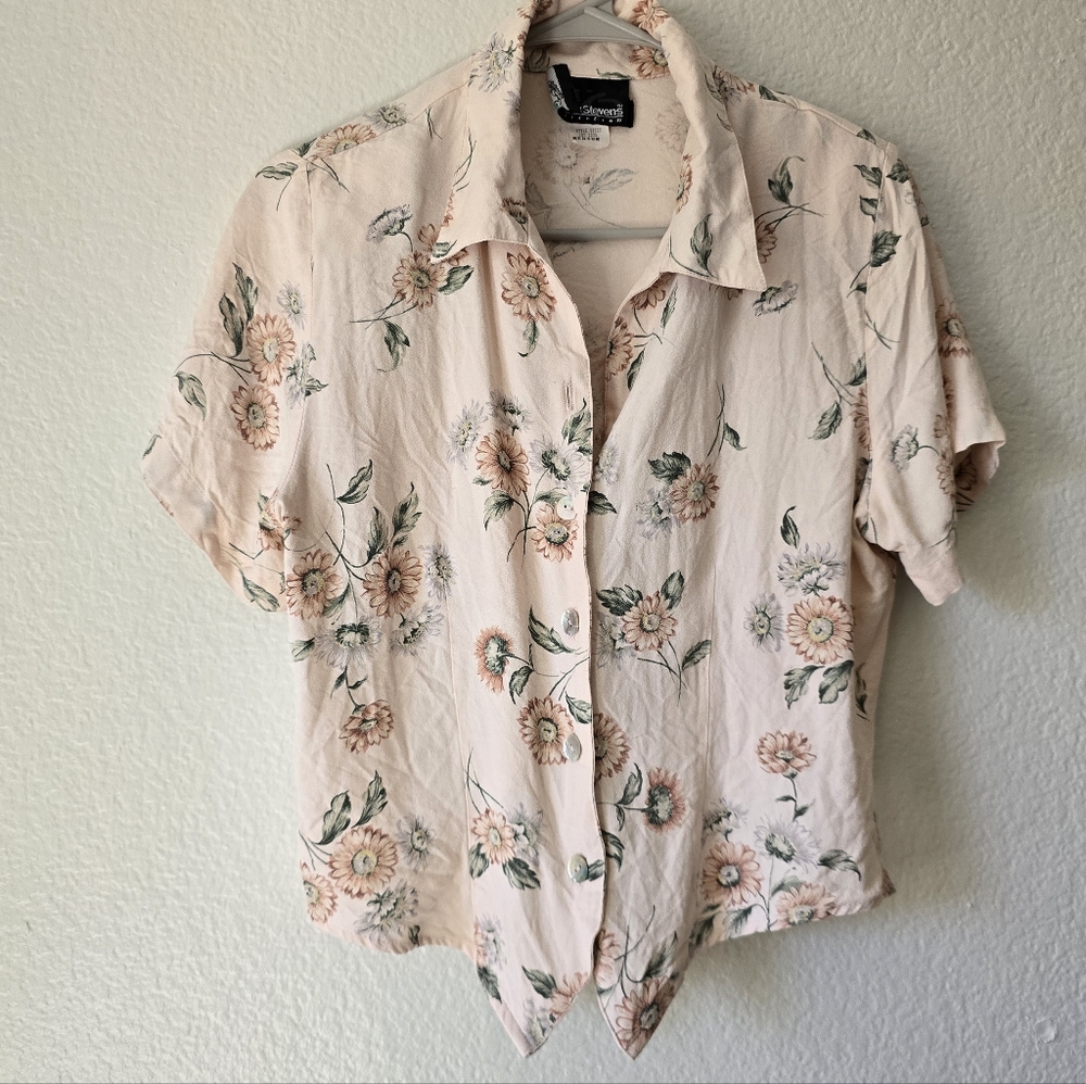Vintage Floral Button-Up Blouse